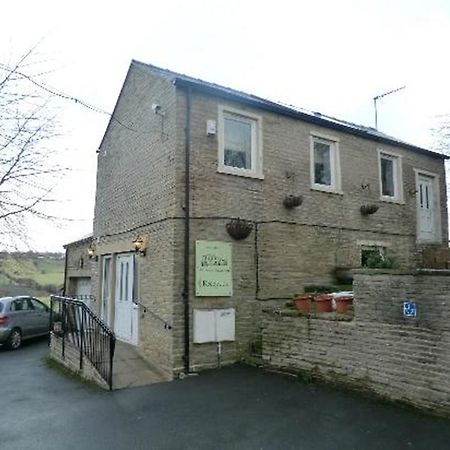 The Lodge At Birkby Hall Brighouse Exterior photo